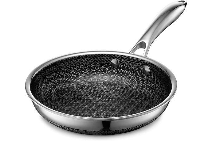 HexClad Hybrid Nonstick 8-Inch Frying Pan - Nonstick vs. Stainless Steel Cookware